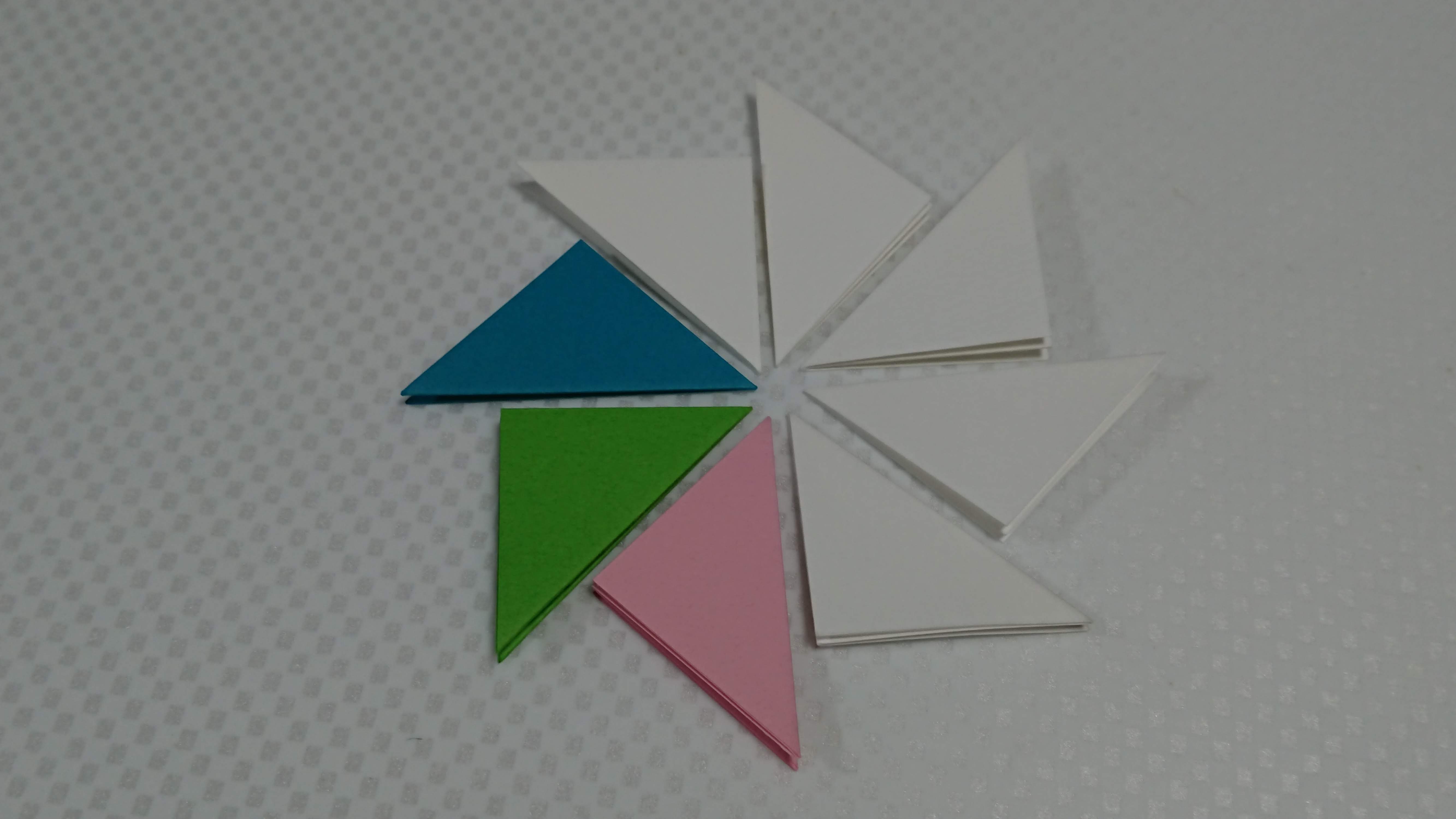 折花●三角折りの写真